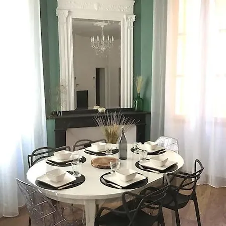 Hypercentre Apartment *