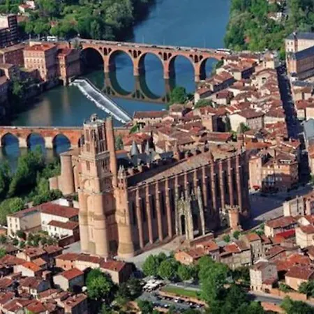 Hypercentre Apartment *